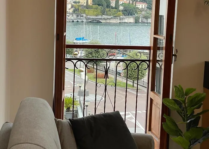 Lakeside Apartmán Gravedona
